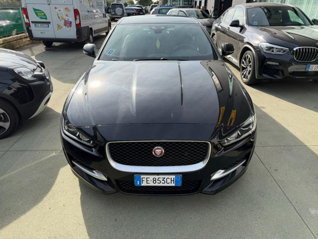 JAGUAR XE 2.0 D Turbo 180CV aut. R-Sport *Tetto panoramico*