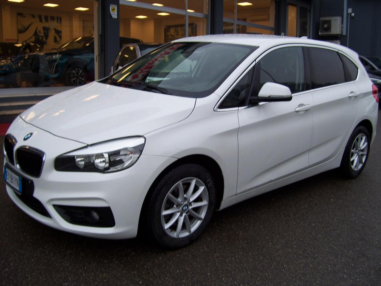 Bmw 2er Active Tourer 218d Luxury