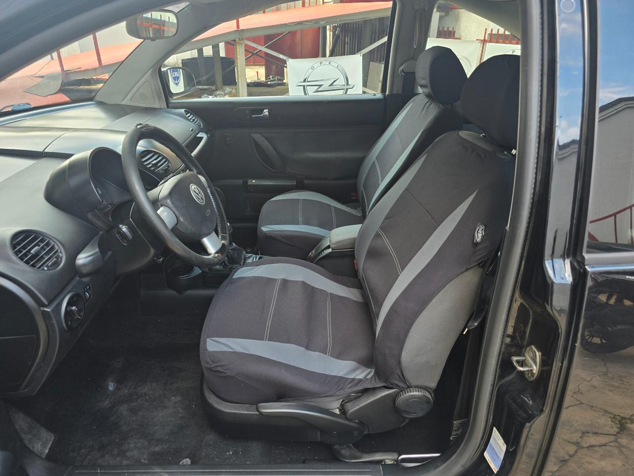 Volkswagen New Beetle 1.9 TDI 101CV