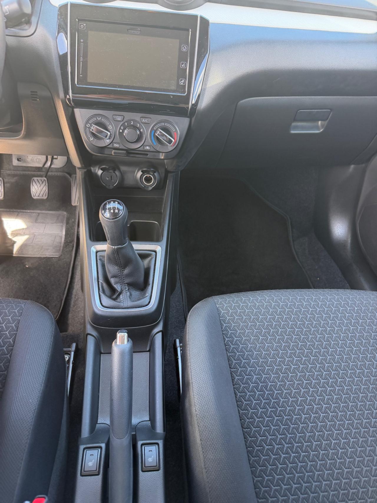 Suzuki Swift 1.2 Hybrid Top
