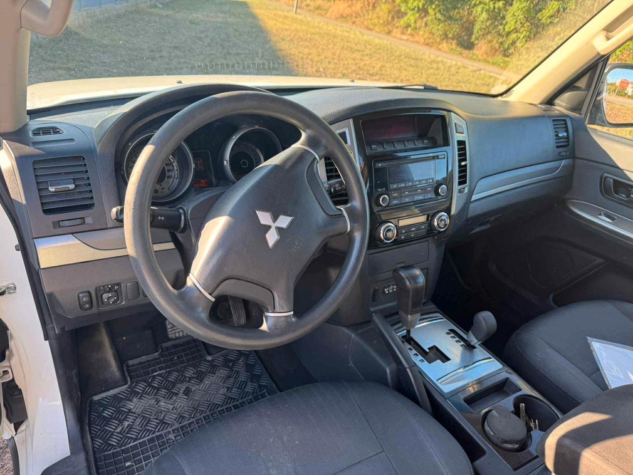 Mitsubishi Pajero 3.2 DI-D 16V aut. 3p. Instyle DPF