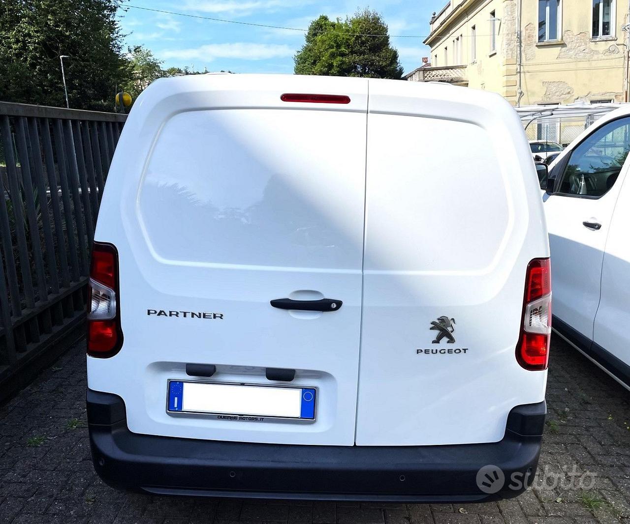 Peugeot Partner 1.5 BlueHdi Premium 3 Posti - E6