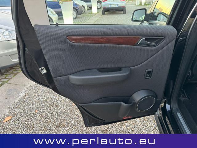 MERCEDES-BENZ A 180 CDI Elegance Cambio Automatico