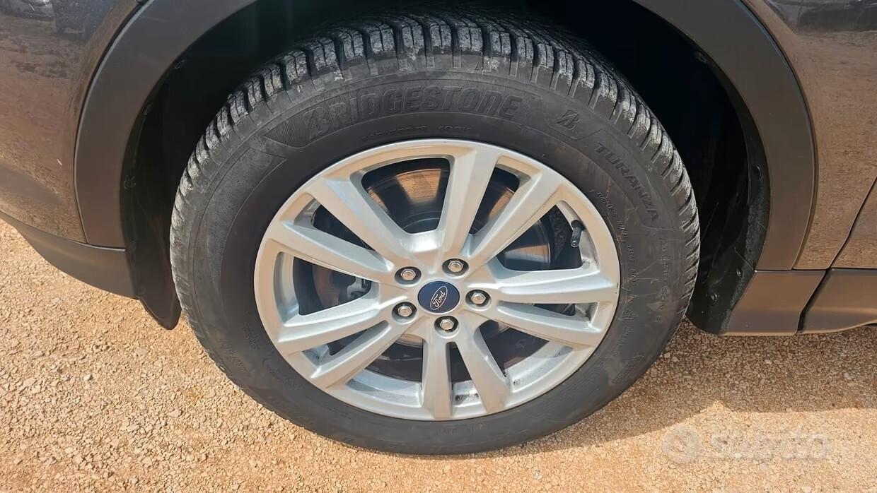 FORD KUGA 2.0 TDCI 150CV 5P SUV 2018 PSHIFT SeS AWD BUSINESS E6 CAMBIO AUTOMATICO € 9.900,00