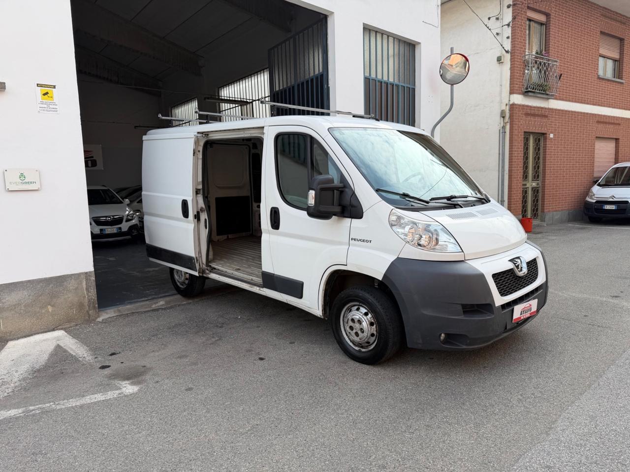 Peugeot Boxer 330 2.2 HDi/100CV PC-TN Furgone