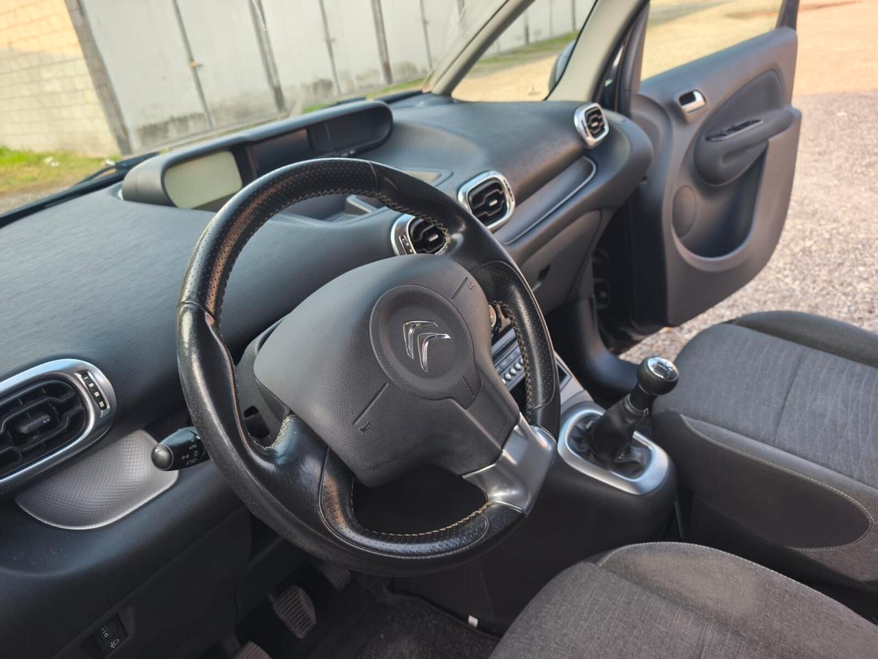 Citroen C3 Picasso 2017---1.6 Diesel