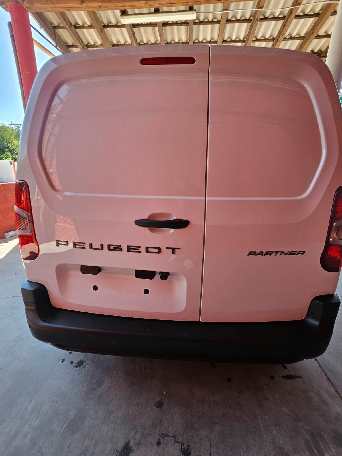 Peugeot Partner BlueHDi 100 S&S PC Furgone