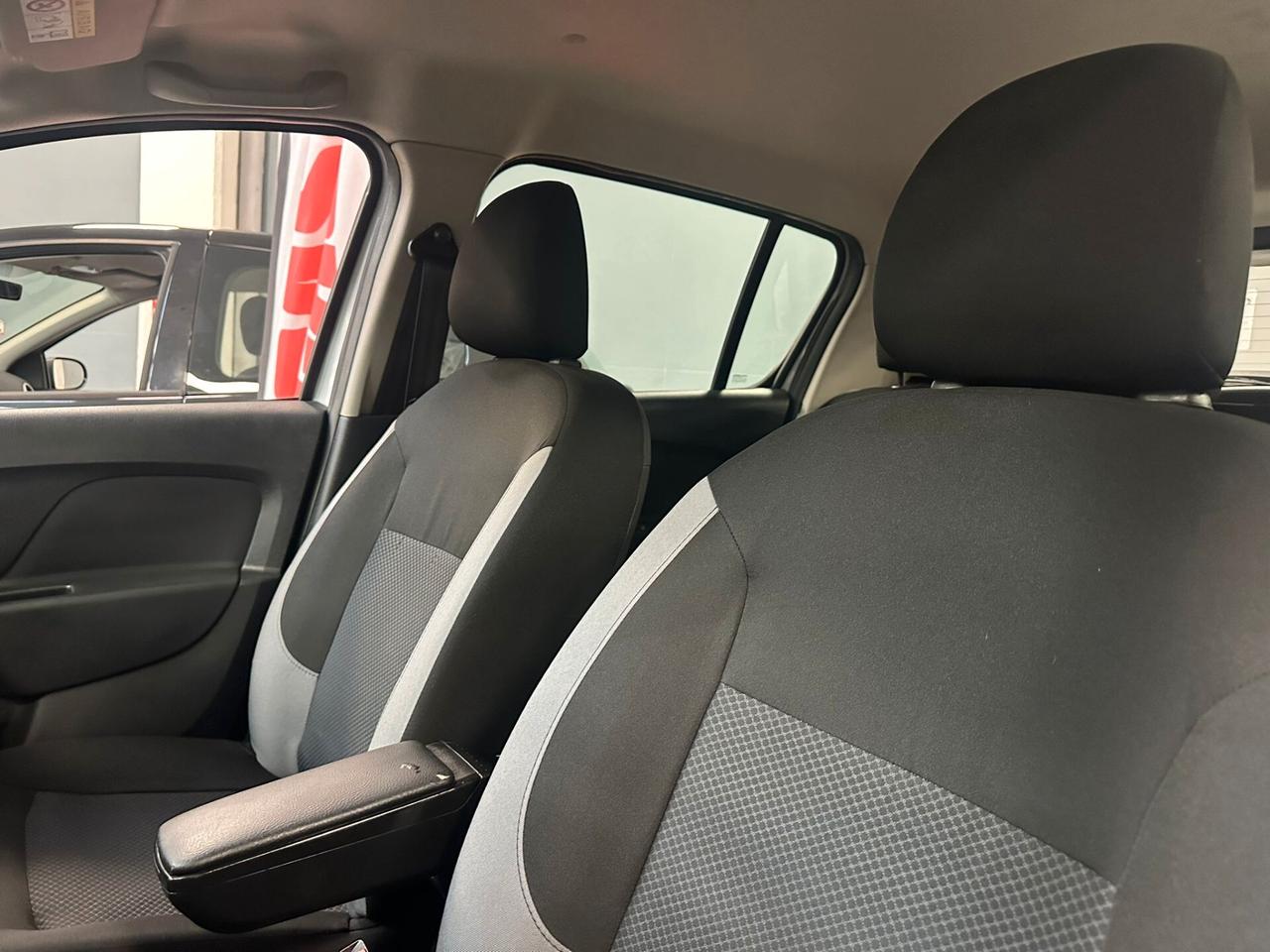 Dacia Sandero 0.9 TCe 12V T-GPL 90CV Start&Stop SS Ambiance Family