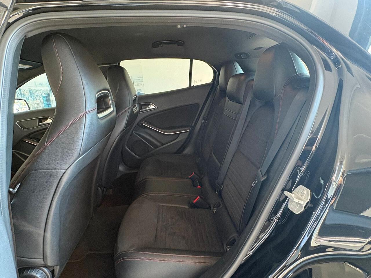 Mercedes-benz GLA 200 d Automatic 4Matic Premium