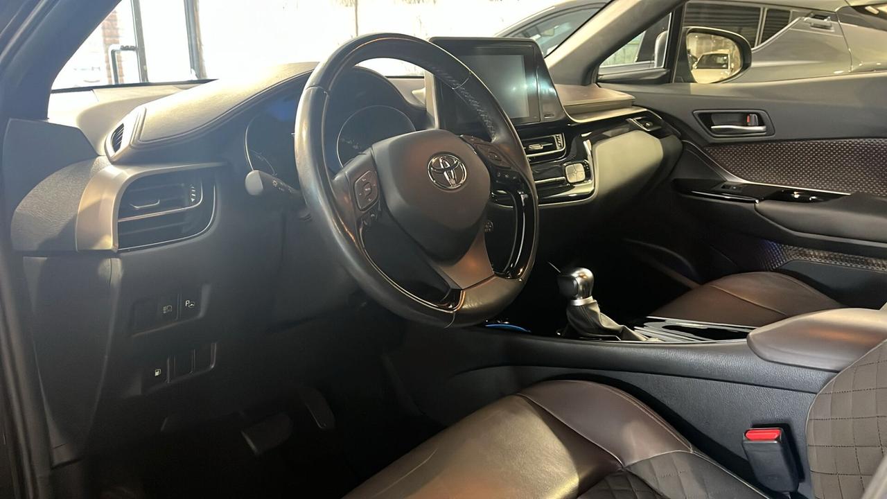 Toyota C-HR 1.8 Hybrid E-CVT Lounge