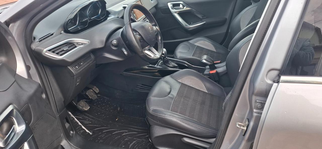 Peugeot 2008 BlueHDi 120 S&S Crossway