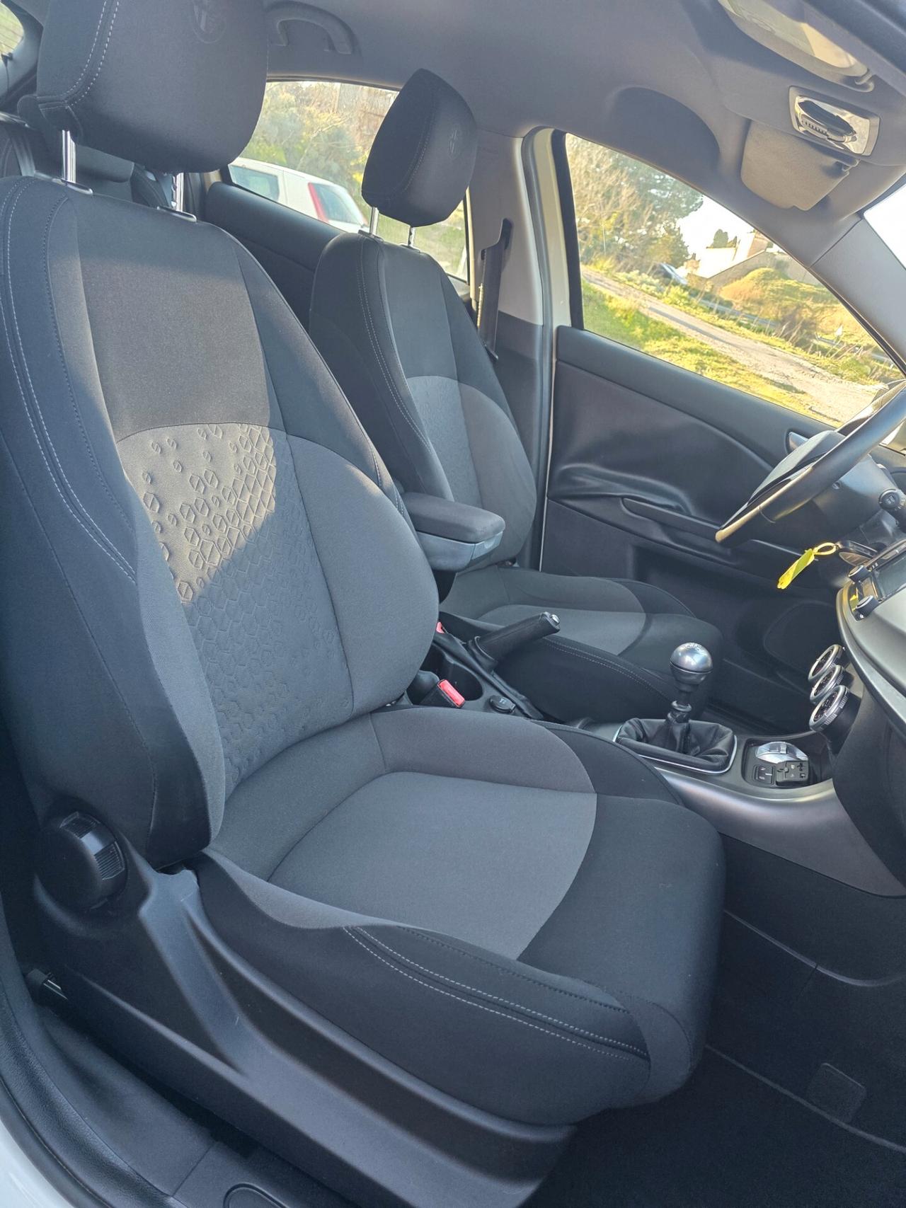 Alfa Romeo Giulietta 1.6 JTDm-2 105 CV Business