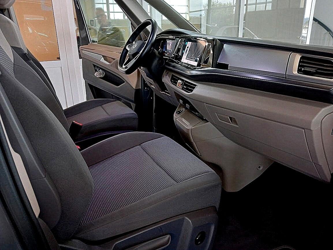 Volkswagen T7 Multivan 2.0 TDI DSG LED *VIS A VIS* CAMERA IVA INCLUSA