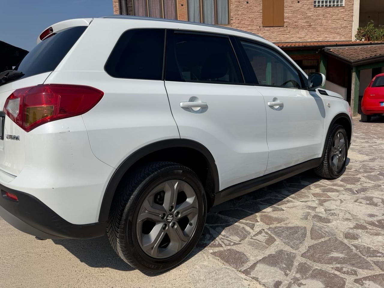 Suzuki Vitara 1.6 VVT V-Top