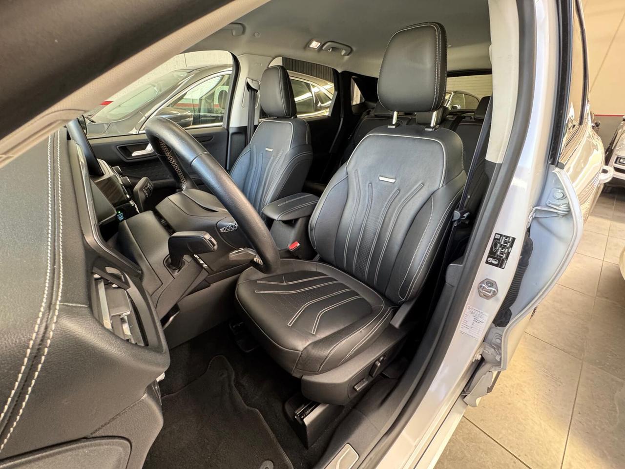 Ford Kuga 2.5 Plug In Hybrid 225 CV CVT 2WD Vignale