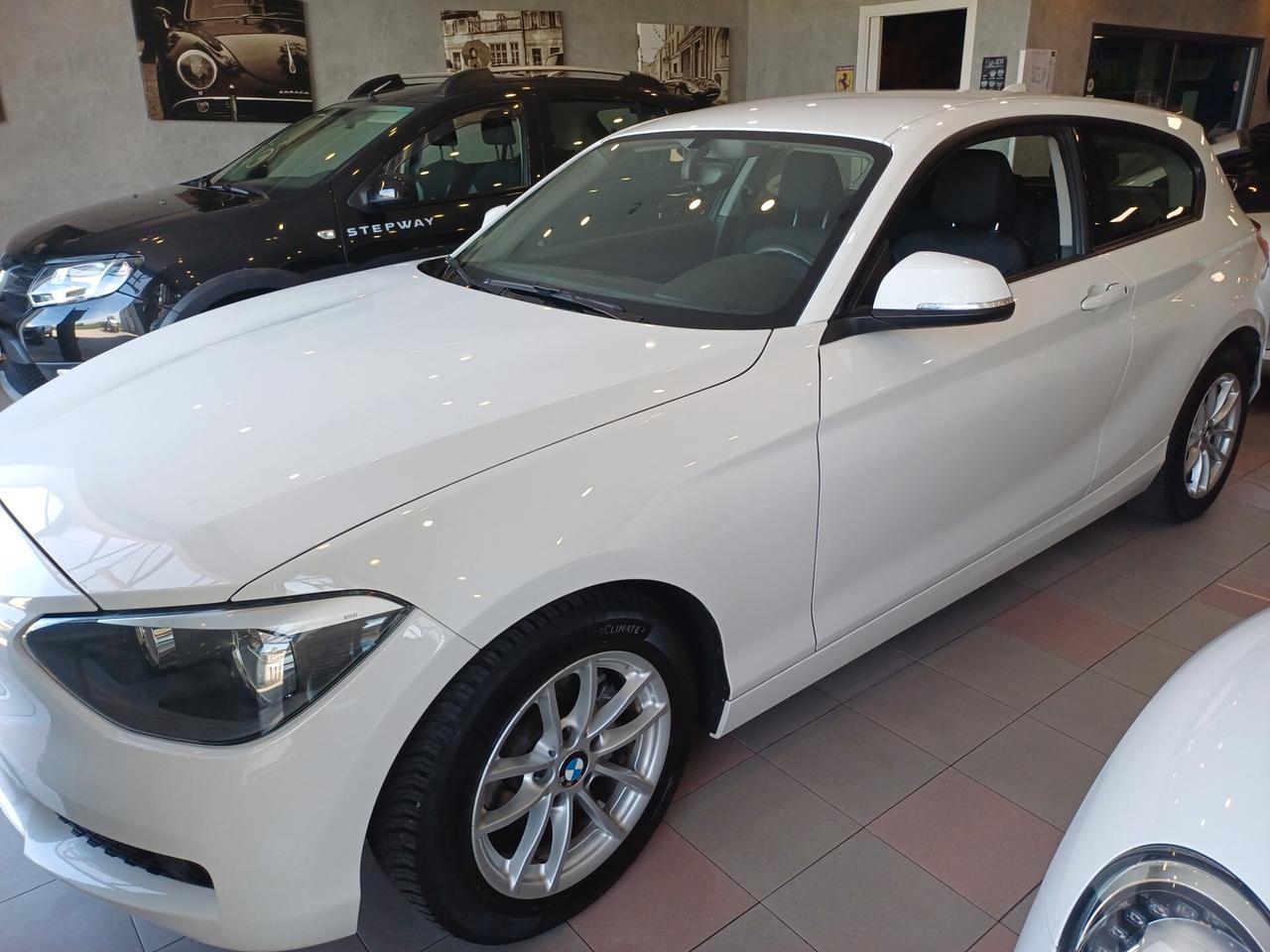 Bmw 114 114i 3p. Sport adatta a neopatentati
