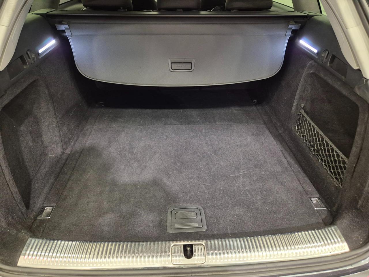 Audi A4 Avant 40 2.0 tdi S Line edition 190cv s-tronic - ACC/Lim - Sens. Park.