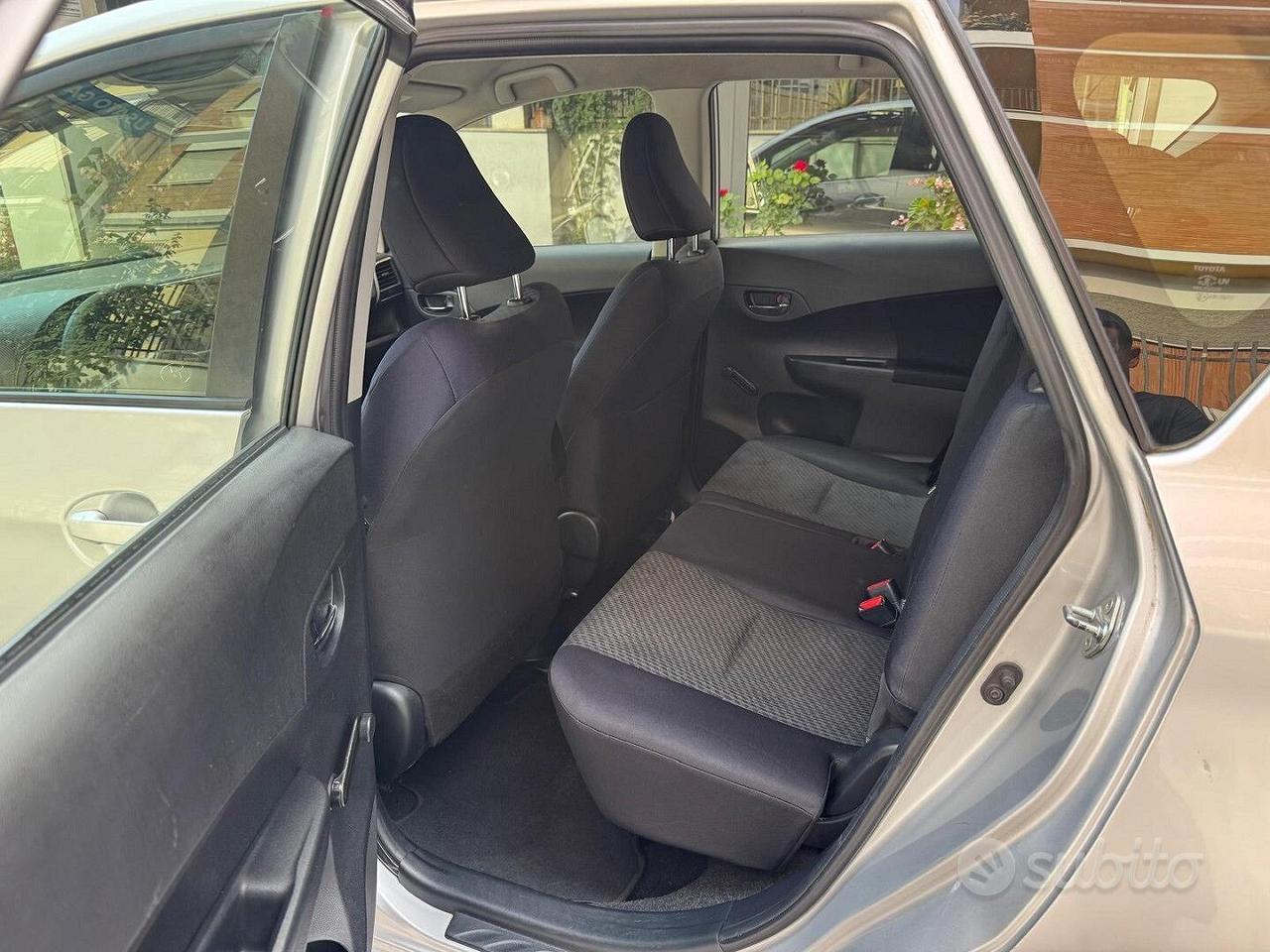 Toyota Verso- S 1.3 lounge Ok Neop
