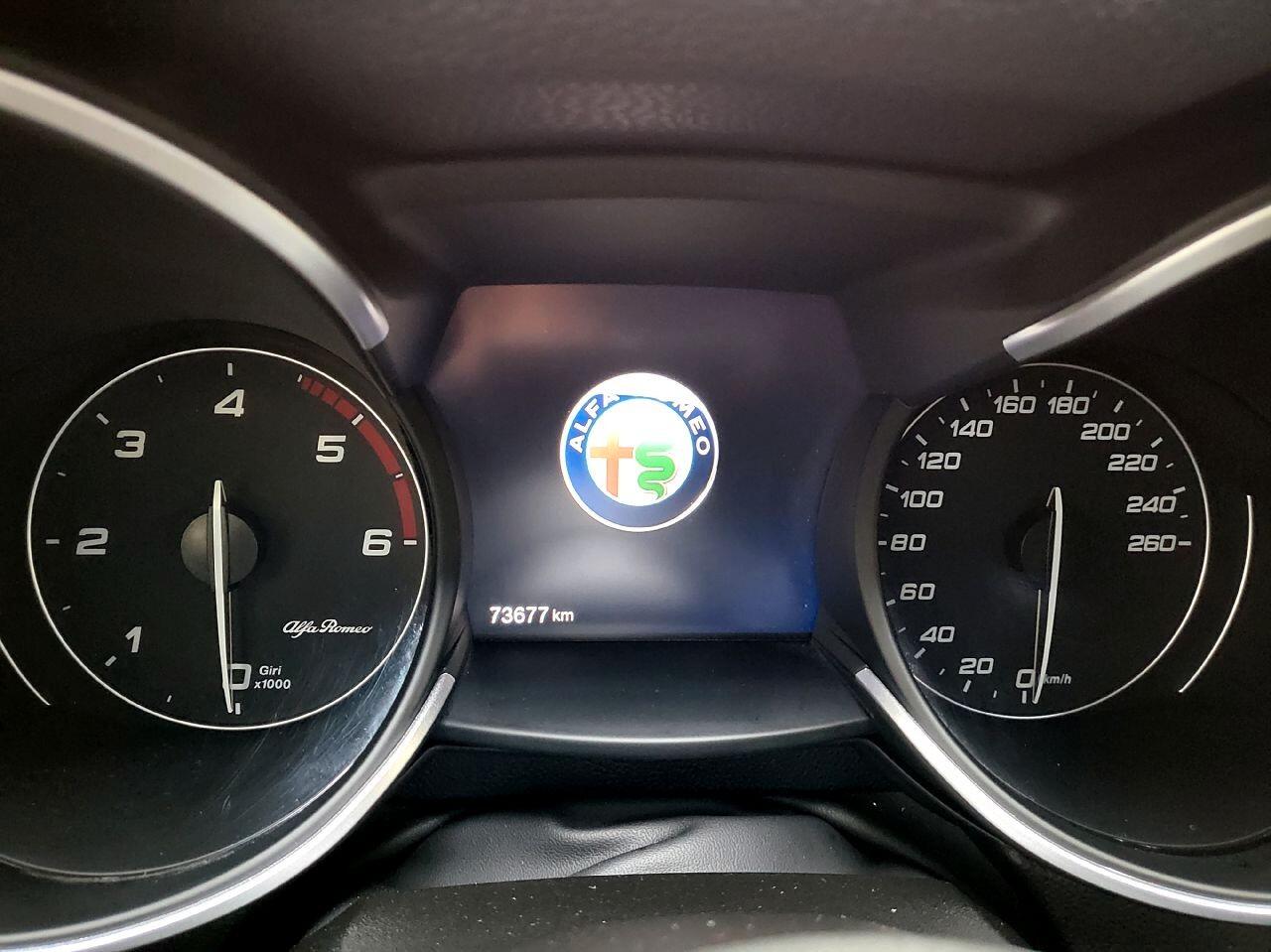 Alfa Romeo Stelvio 2.2 Q4 Executive 210cv AT8 My19