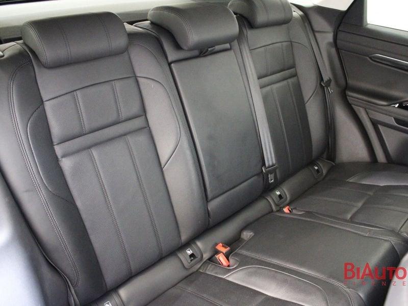 Land Rover RR Evoque Range Rover Evoque 2.0D I4-L.Flw 150 CV AWD Auto SE N1 Autocarro 5 posti
