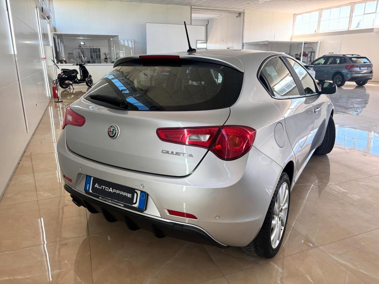 Alfa Romeo Giulietta 1.6 JTDm 120 CV