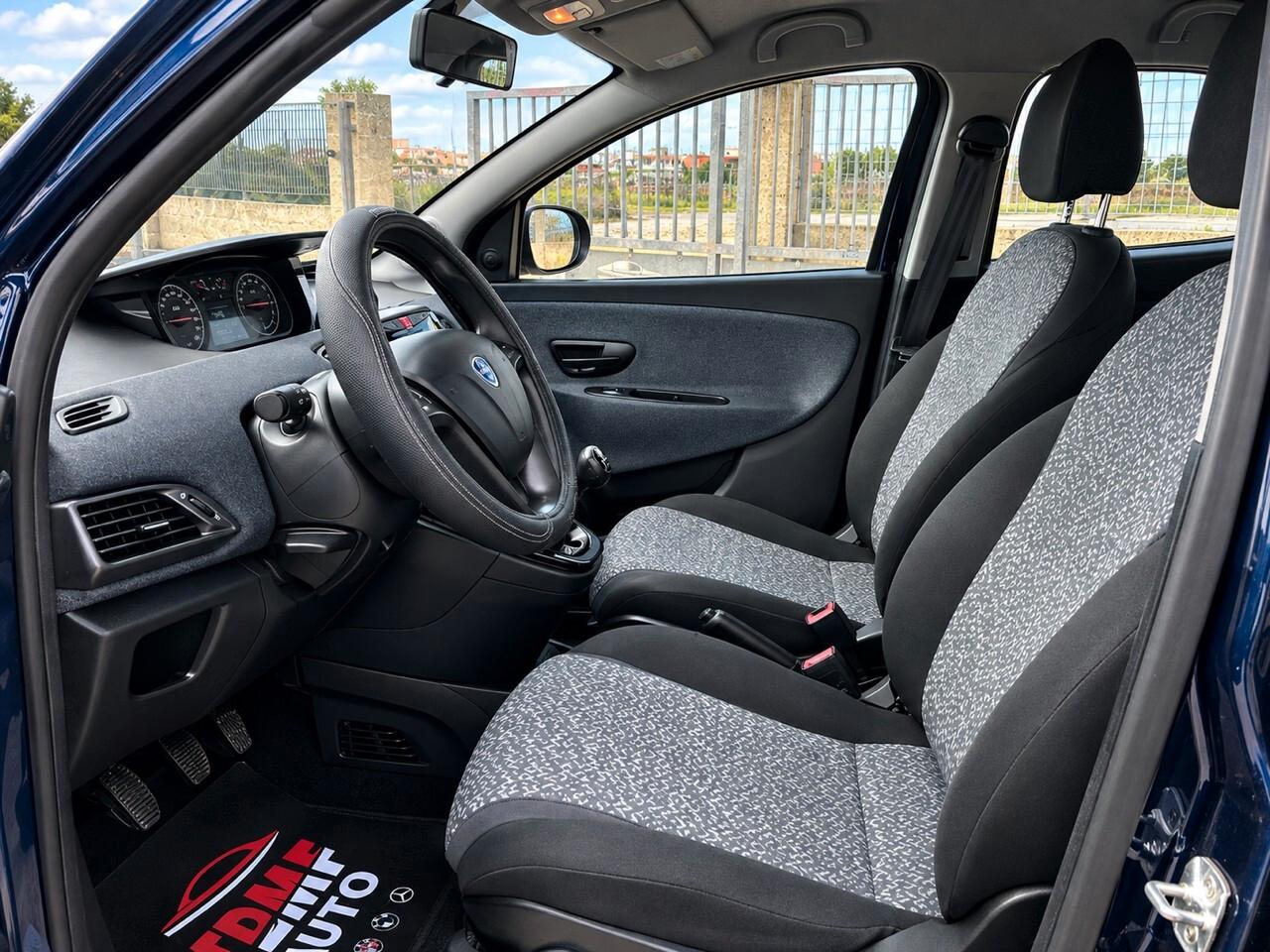 Lancia Ypsilon 1.3 MJT 95 CV 5 porte