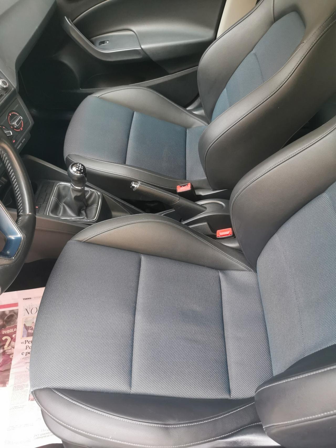 Seat Ibiza 1.4 TDI 75 CV 5p. Connect Grey FULL