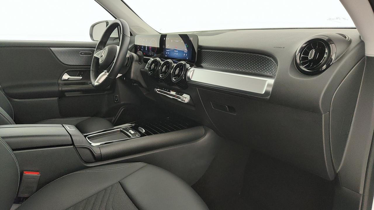 Mercedes-Benz GLB 180 d Advanced auto