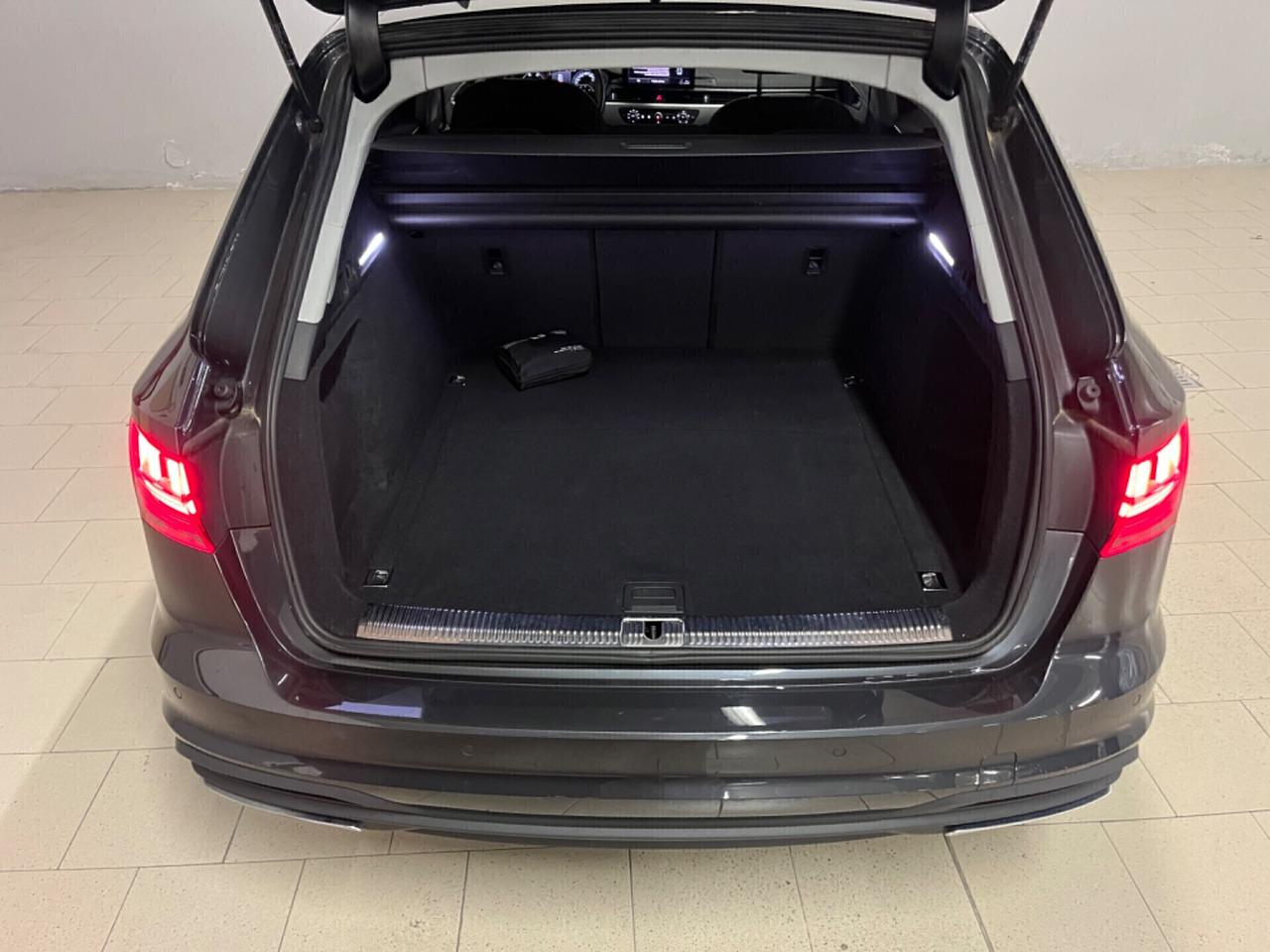 Audi A4 Avant 35 TDI/163 CV S tronic Business Advanced