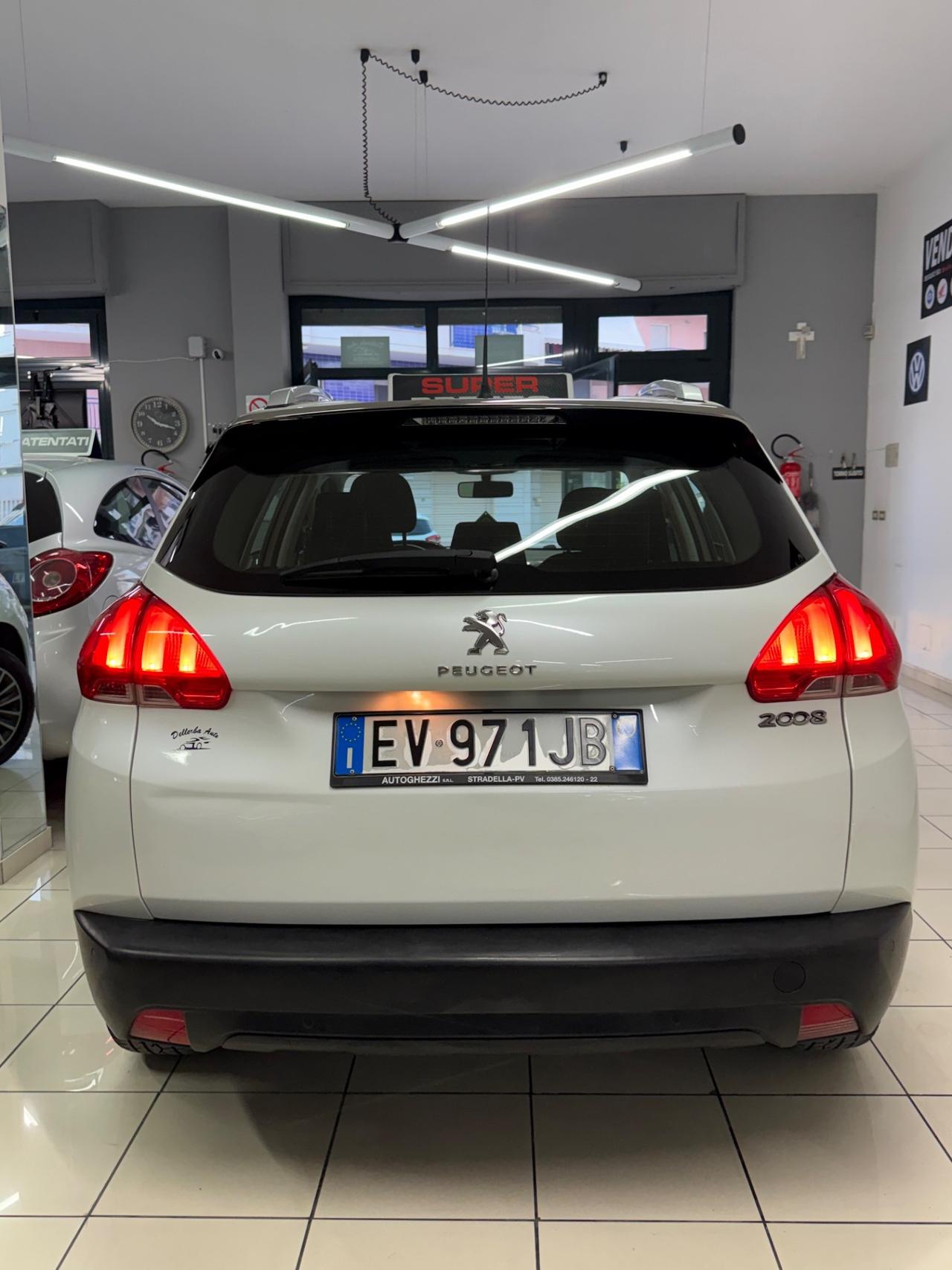 Peugeot 2008 1.4 HDi 68CV Active