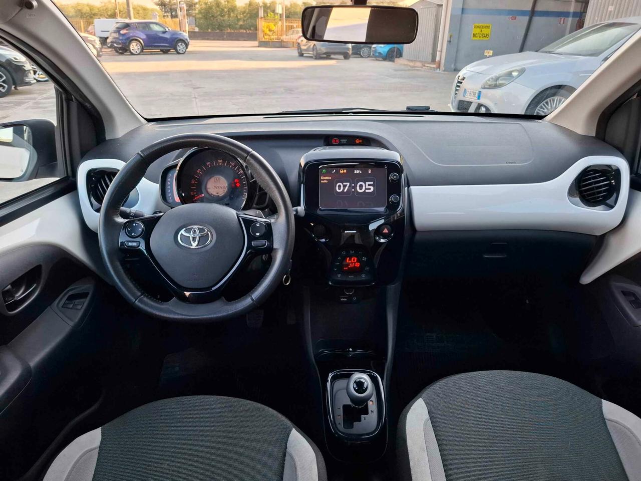 Toyota Aygo 1.0 BENZINA - 2014 AUTOMATICA !!!!!!!!