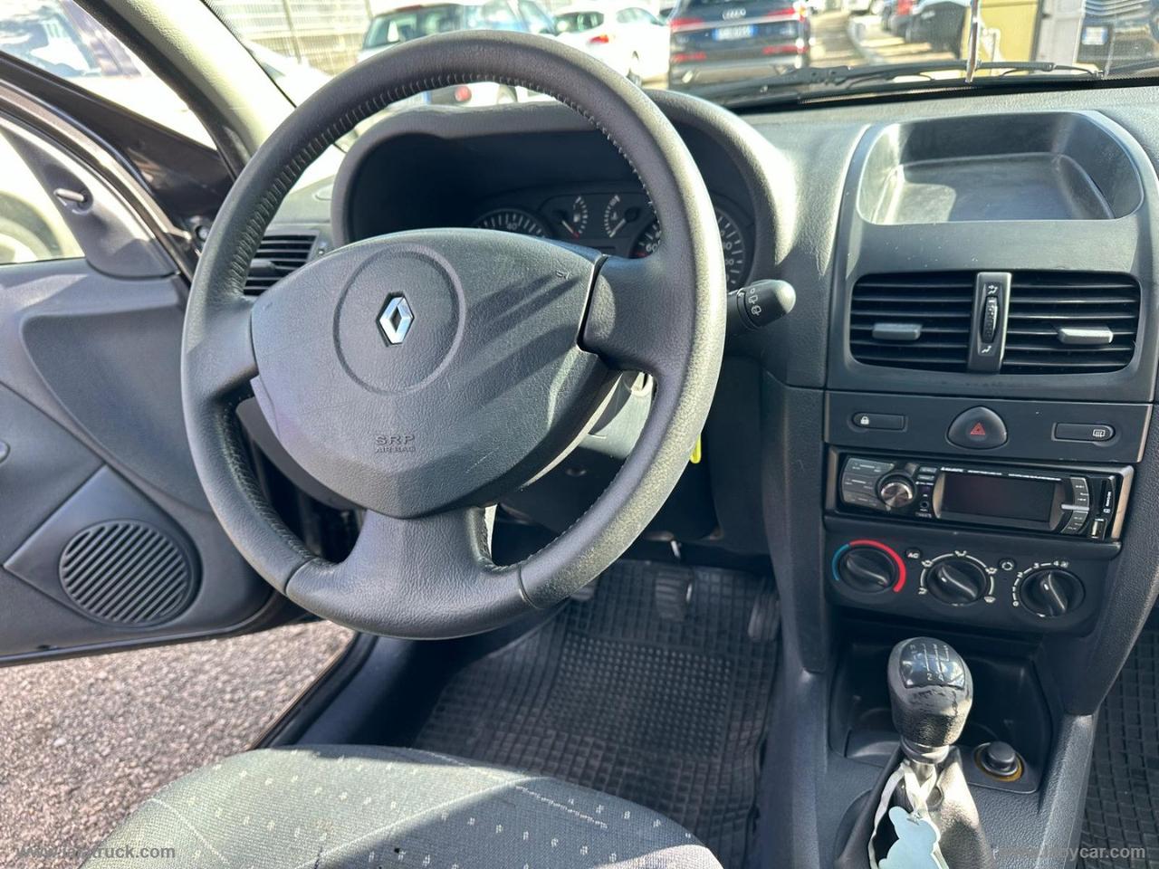 RENAULT Clio 1.2 5p.