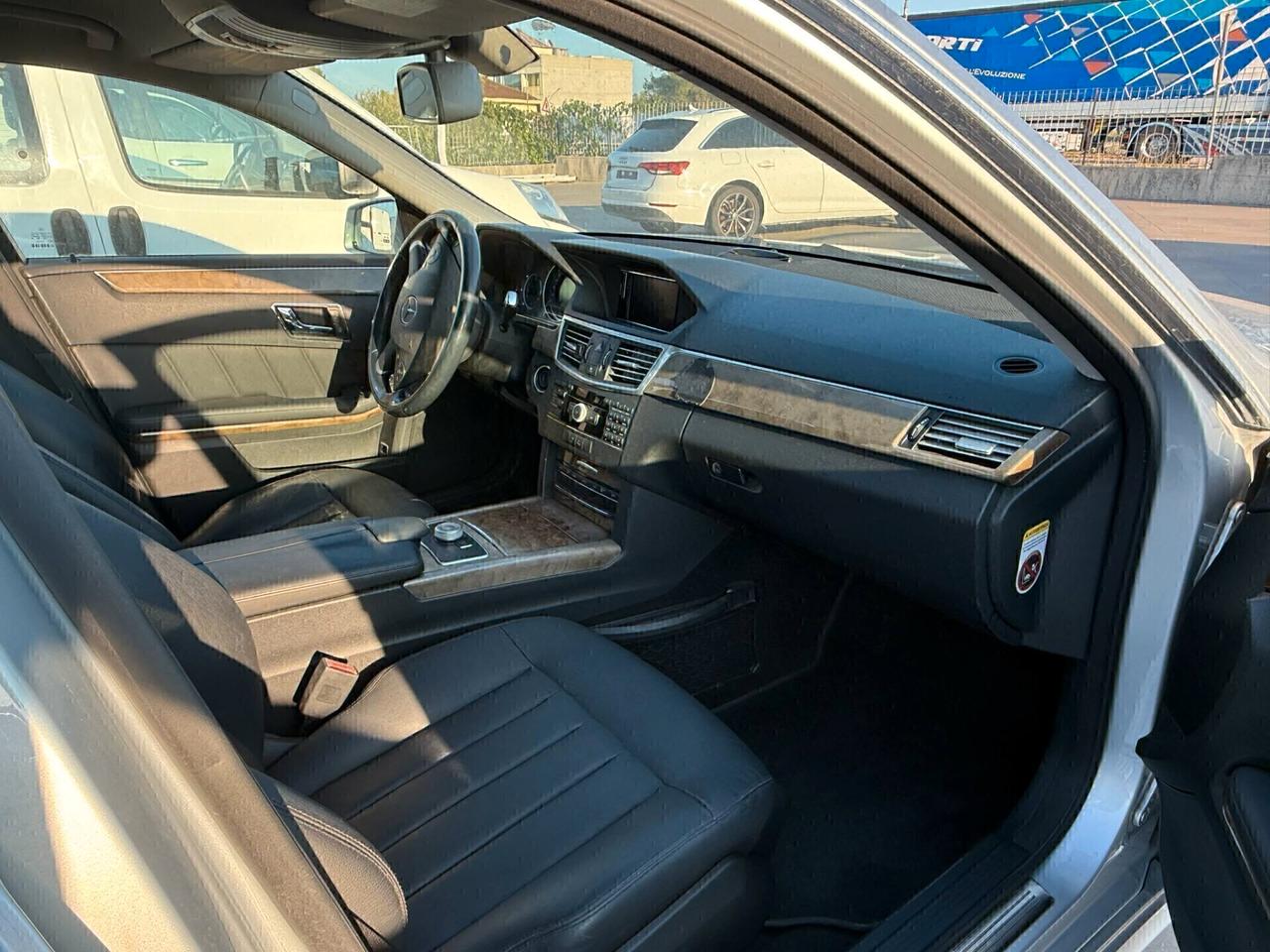 Mercedes-benz E 350 CDI BlueEFFICIENCY Elegance PERFETTA