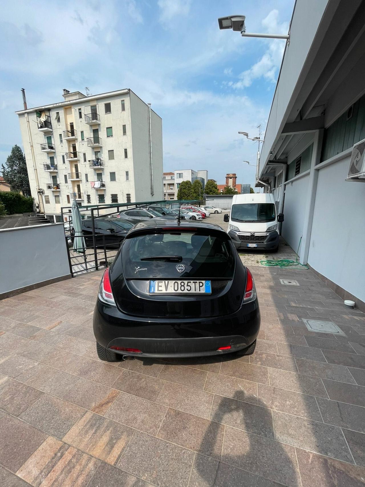 Lancia Ypsilon