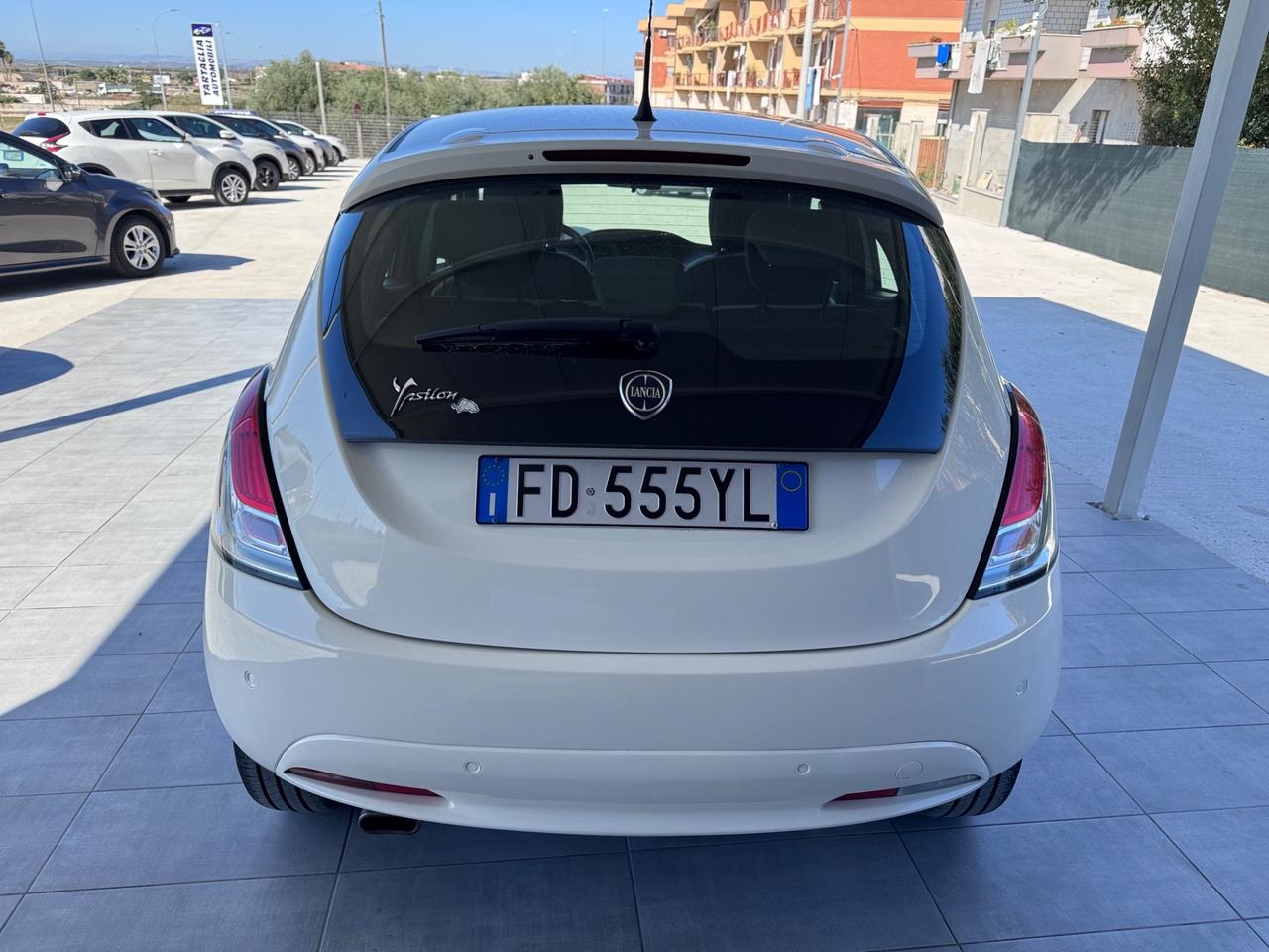 Lancia Ypsilon 1.2 69 CV 5 porte Gold