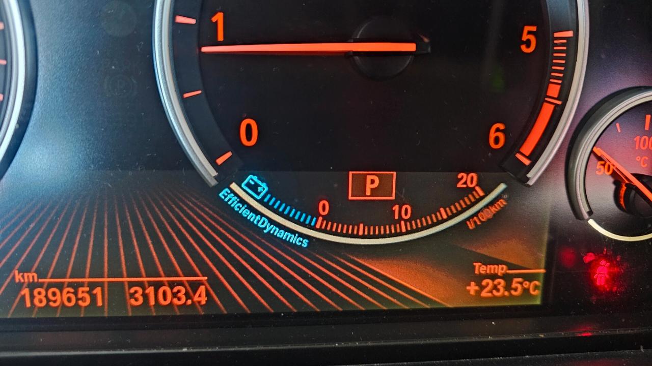 Bmw 318 318d xDrive Luxury