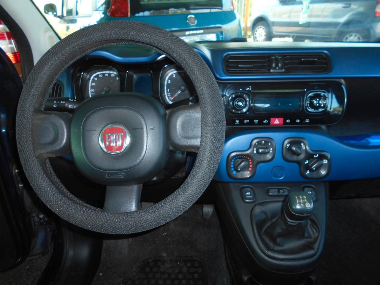 Fiat Panda 1.2 LOUNGE X NEOPATENTATI
