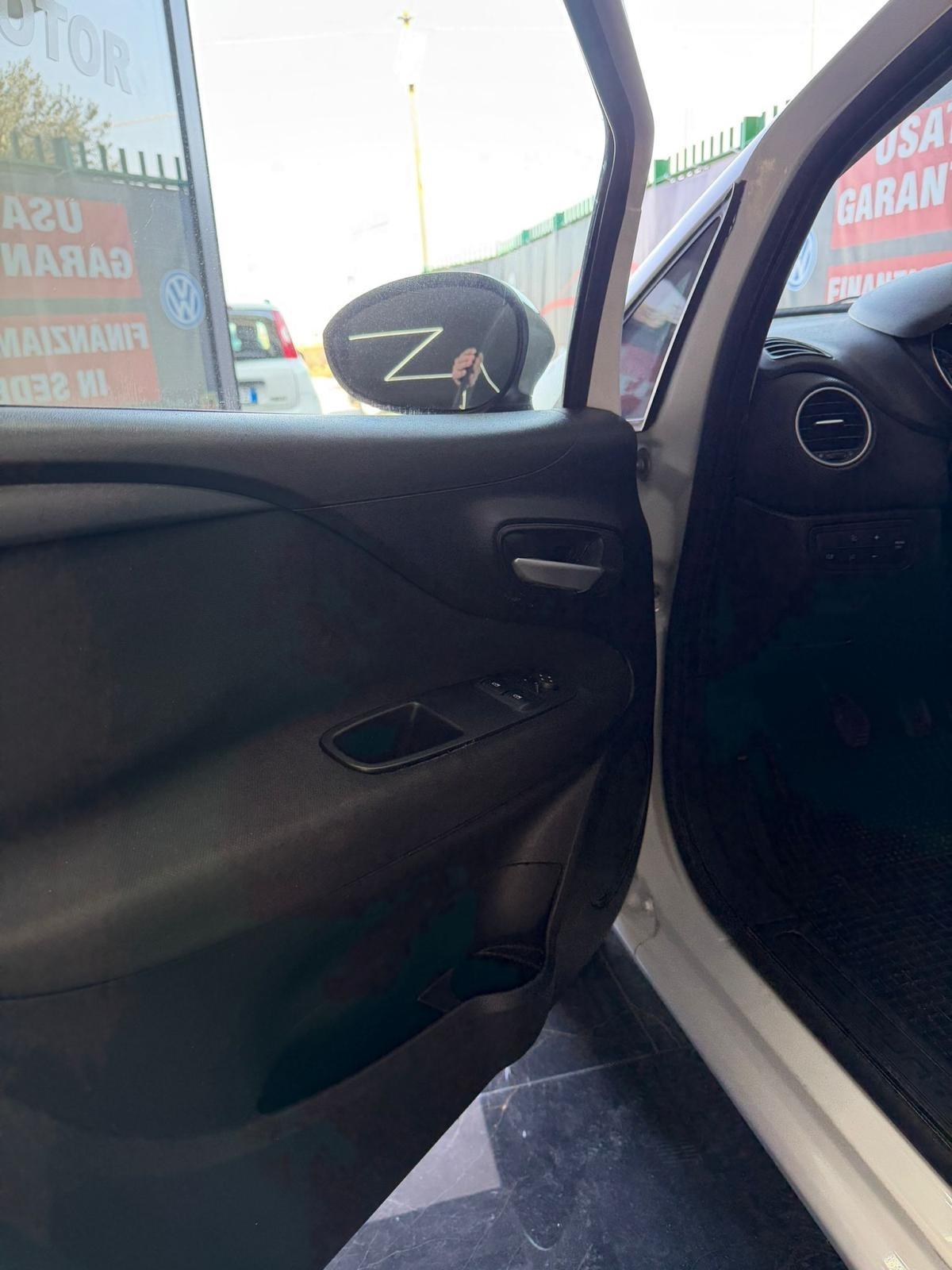 Fiat Punto 1.4 8V 5 porte Natural Power Street