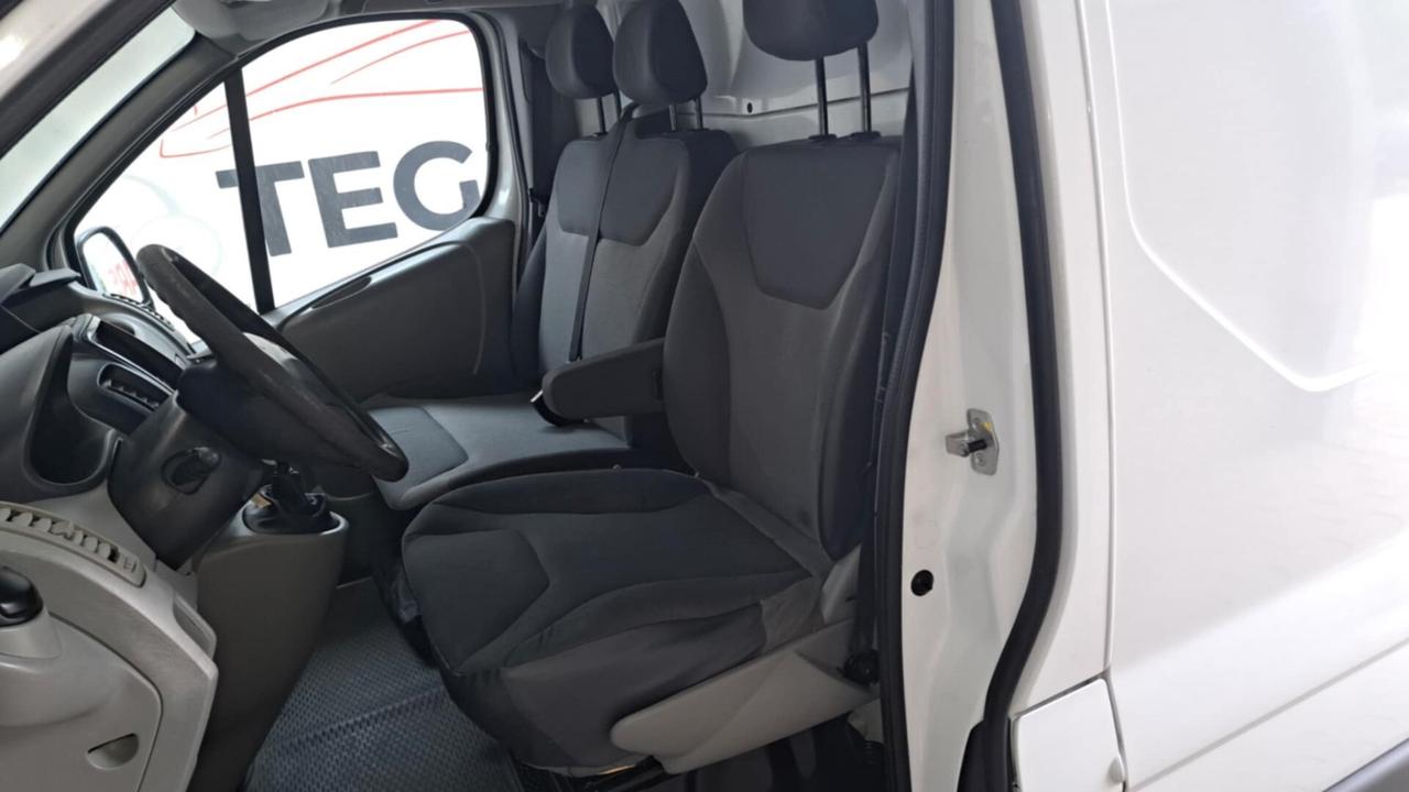 Renault Trafic T27 2.0 dCi/115 PC-TN Furgone DPF