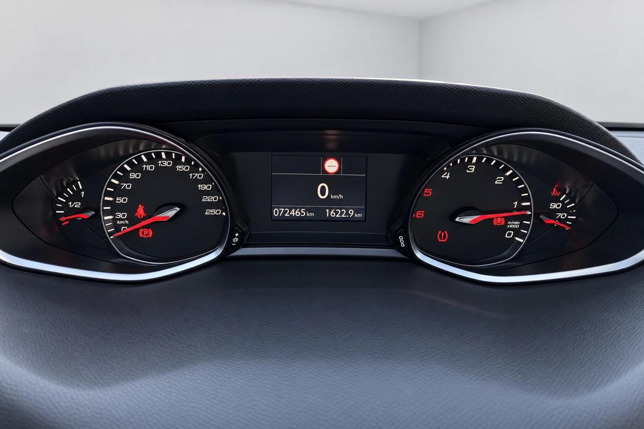 Peugeot 308 1.5 BlueHDi 130CV