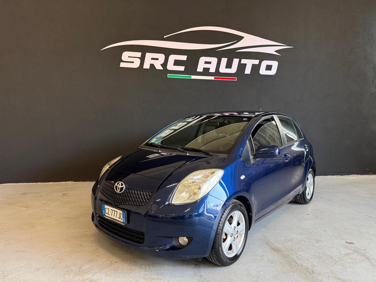 Toyota Yaris 1.0 5 porte Sol