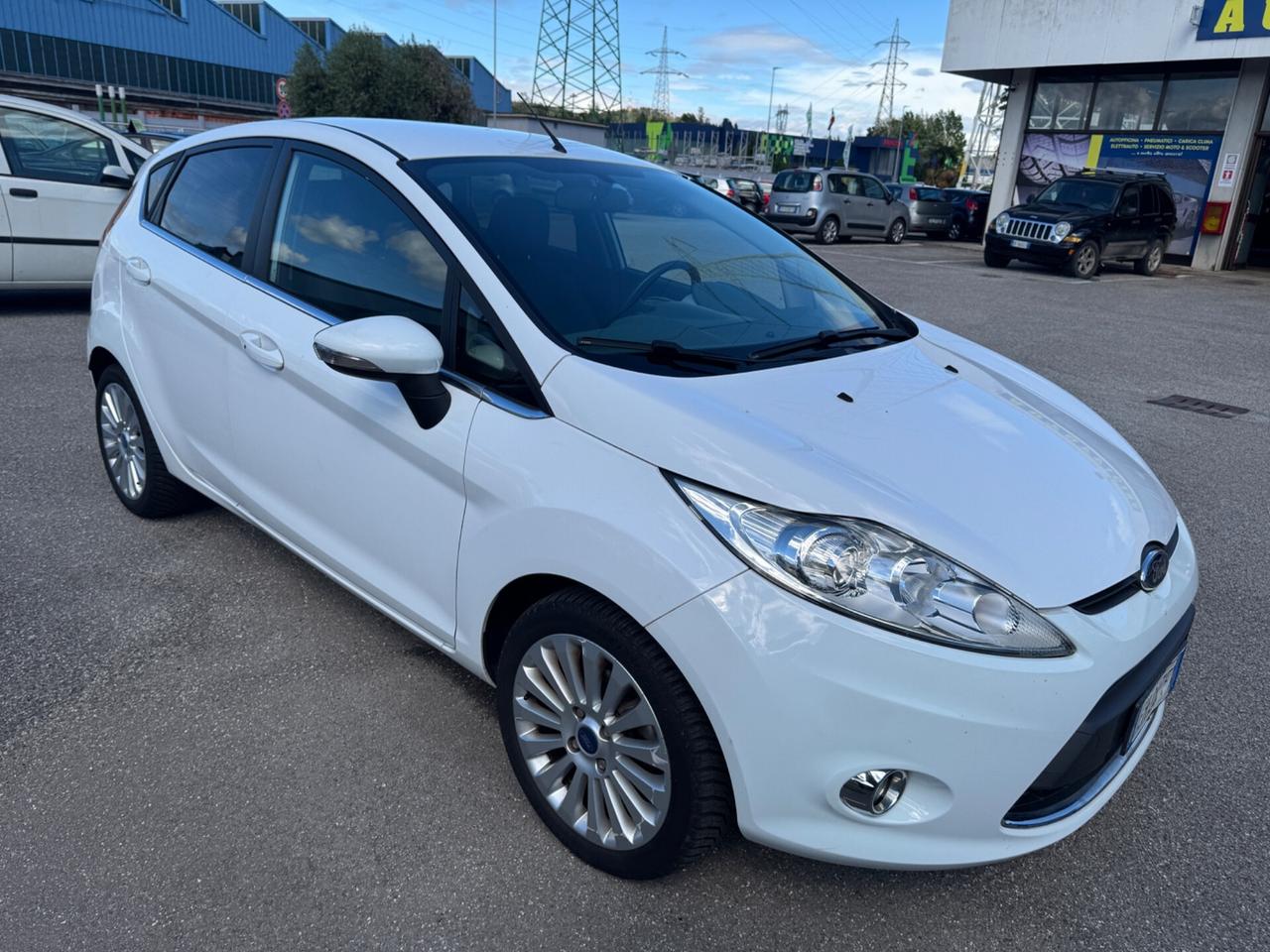 Ford Fiesta 1.4 TDCi 70CV 5 porte Titanium