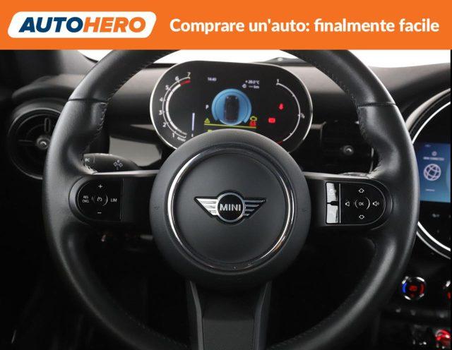 MINI Mini 1.5 Cooper Essential Cabrio