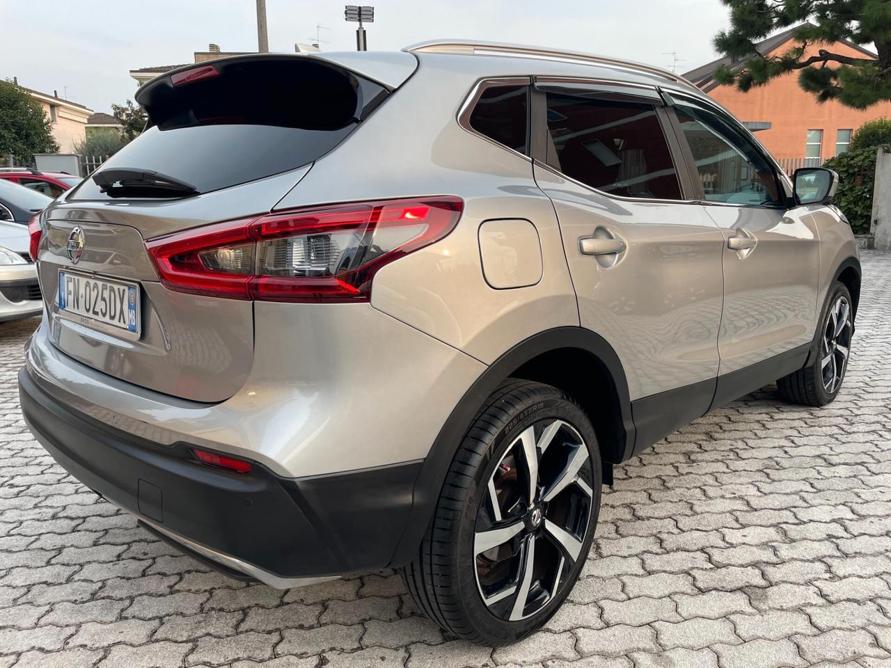 Nissan Qashqai 1.2 DIG-T Tekna+
