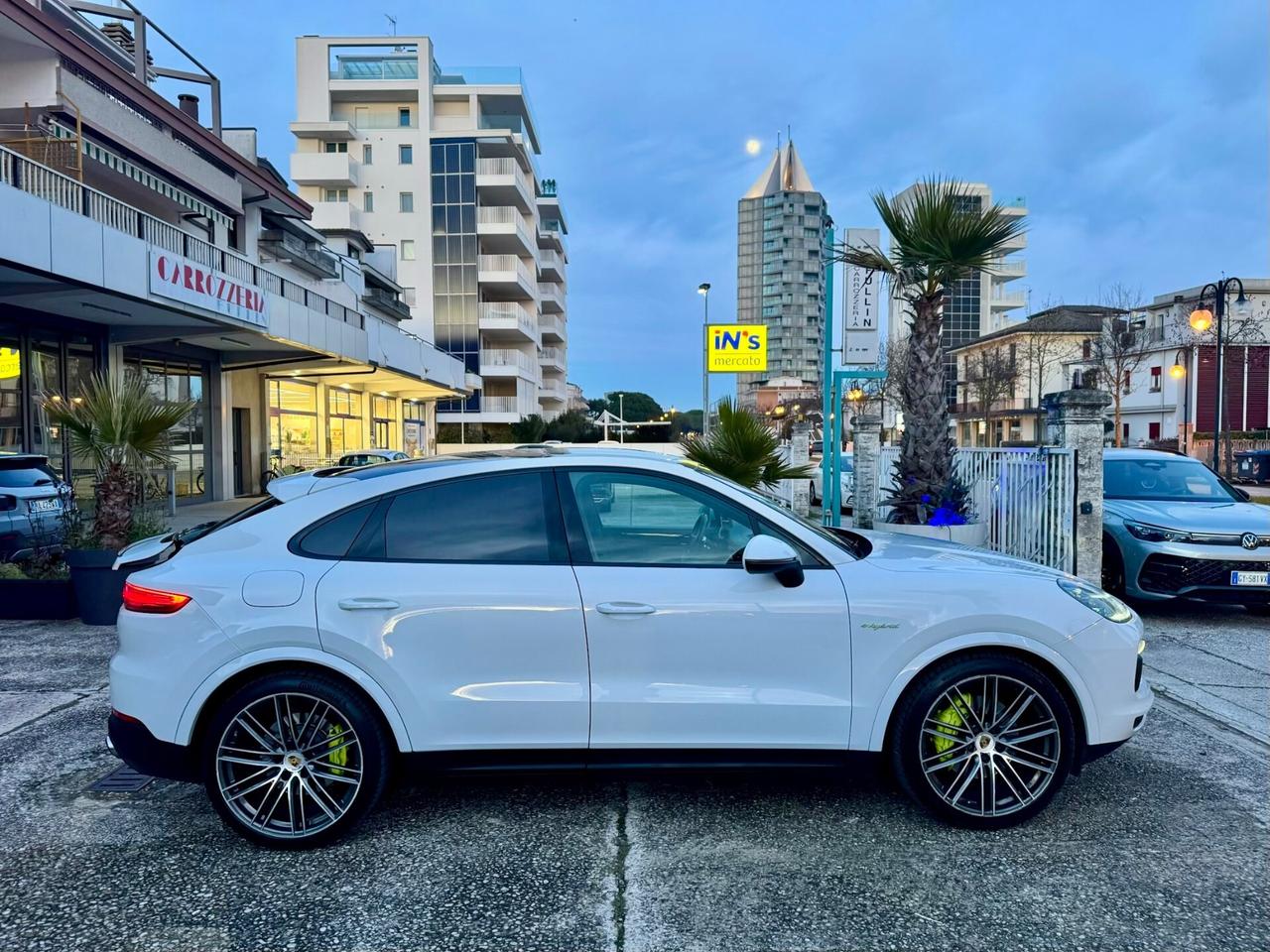 PORSCHE CAYENNE 3.0 462cv E-HYBRID FULL (PERMUTO)