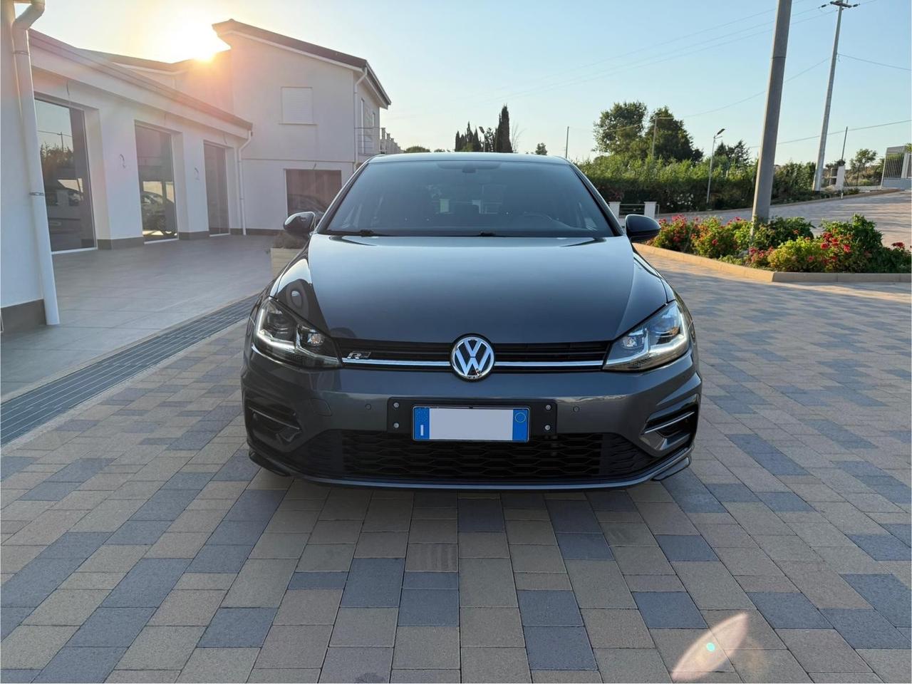 Volkswagen Golf 7.5 R-LINE 1.6 TDI 115 CV 5p.