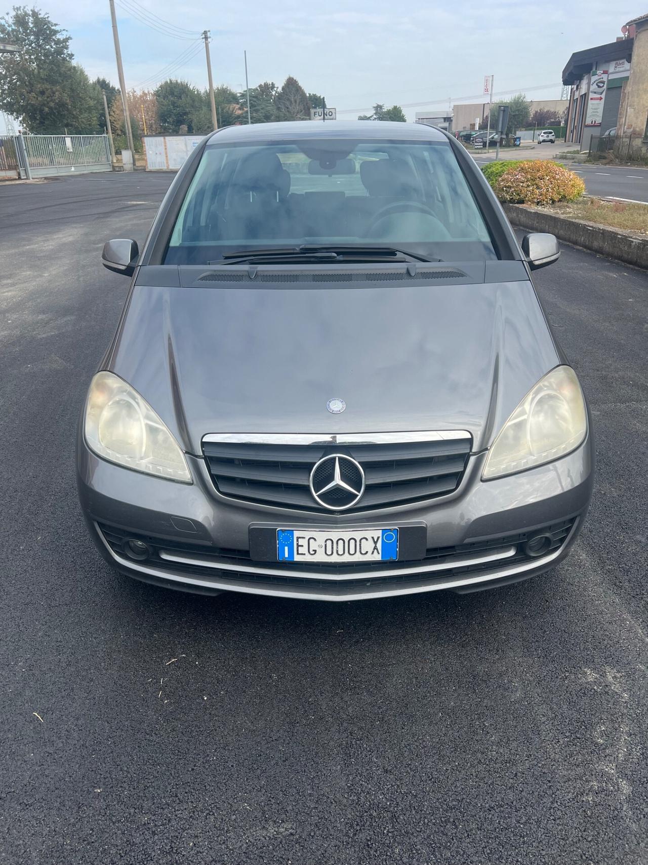 Mercedes-benz A 160 BlueEFFICIENCY Elegance