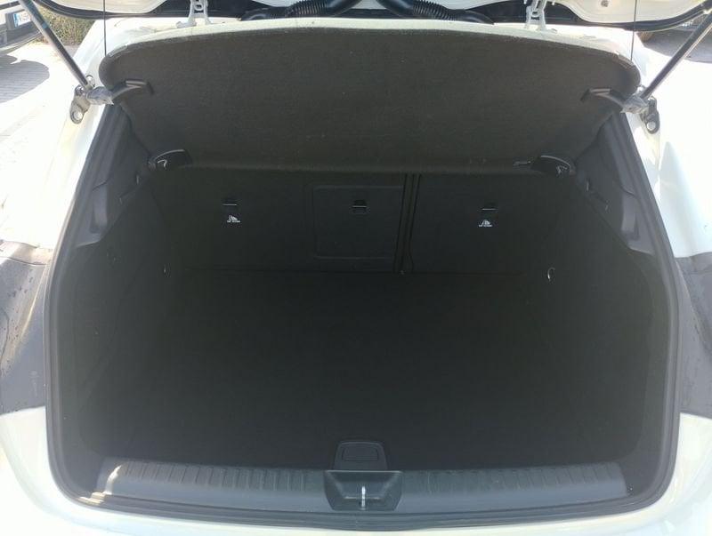 Mercedes-Benz GLA 200 CDI Premium