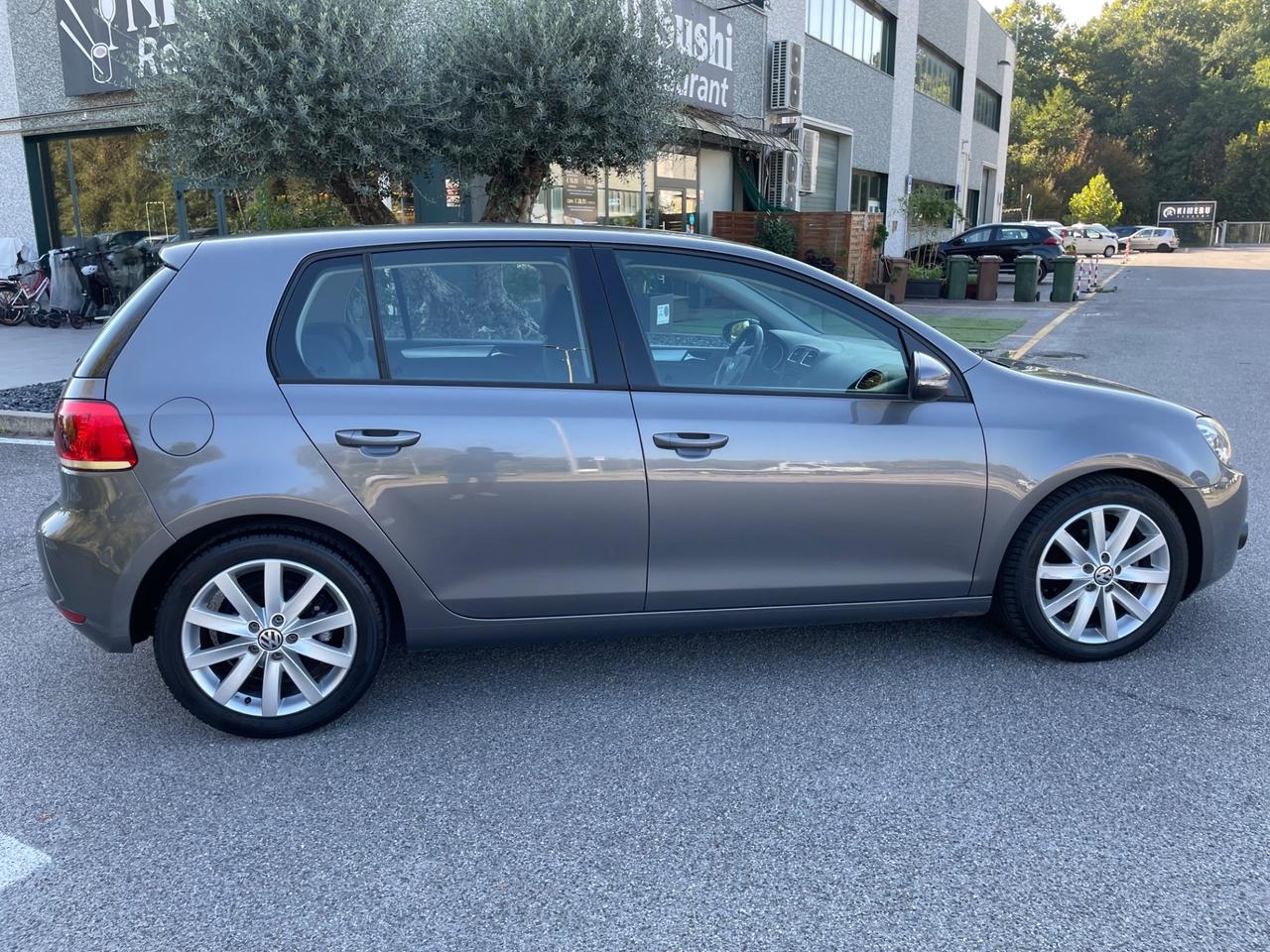 Volkswagen Golf Business 1.6 TDI 5p.*Neo patentati *