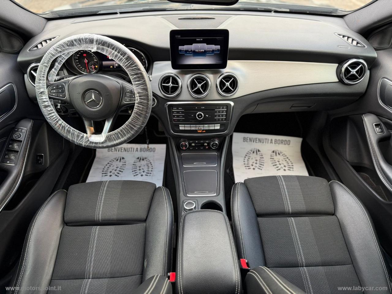 MERCEDES-BENZ GLA 200 d Automatic Premium